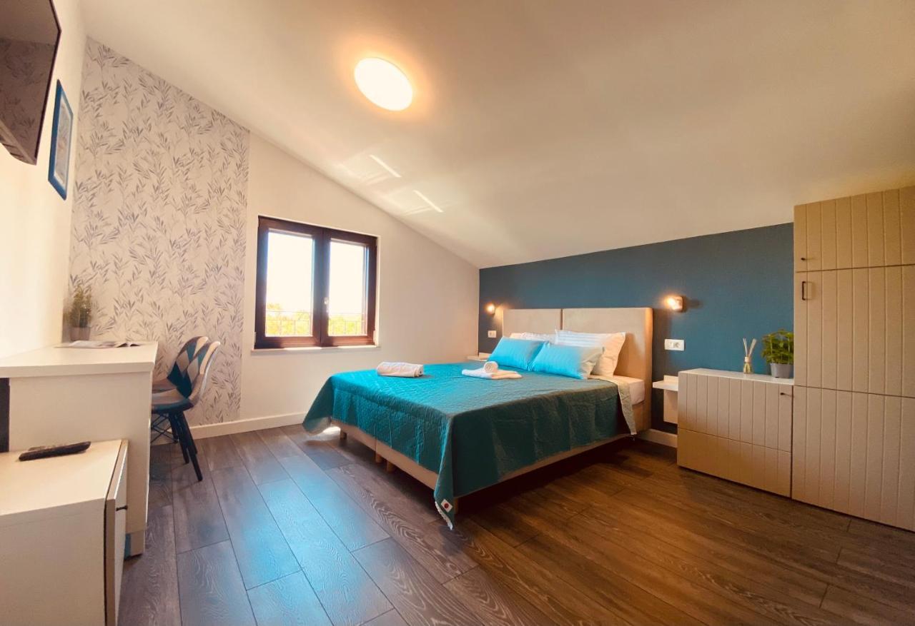 Boutique Rooms Mare Fabulas Ровинь Экстерьер фото