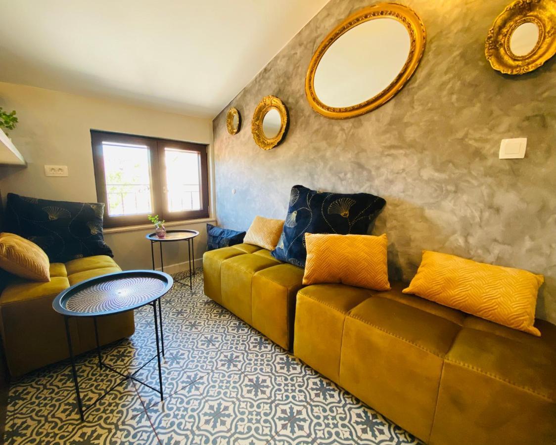 Boutique Rooms Mare Fabulas Ровинь Экстерьер фото